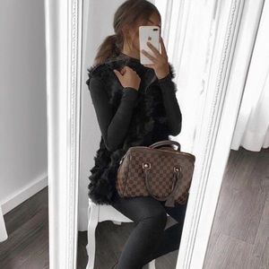 🖤Black Fur Vest🖤